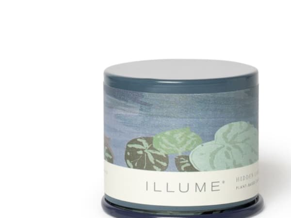 ILLUME Hidden Lake Demi Vanity Tin duftlys blå