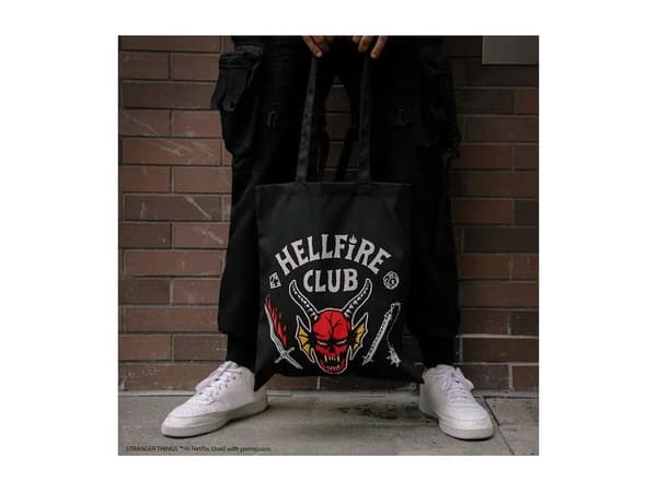 Hellfire Club mulepose
