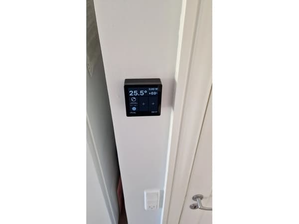 Light Solutions Shelly - Wall Display Wall holder - Black