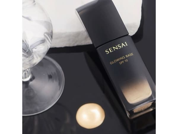 Sensai Glowing Base A Radiant Face Primer