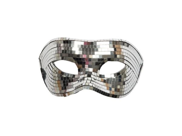 Halvmask i form av en silverfärgad diskokula