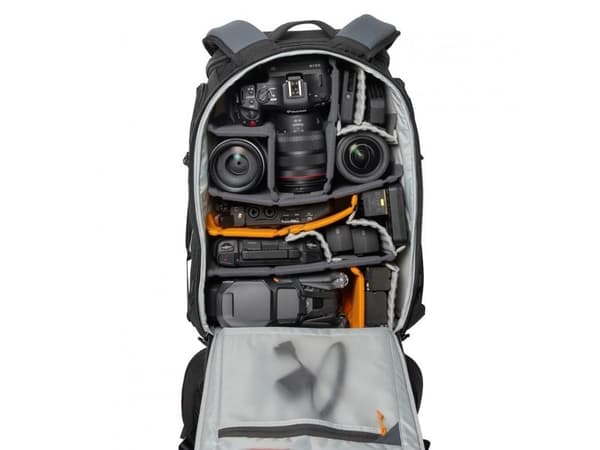 Lowepro - Ryggsäck för digitalkamera med objektiv - robust