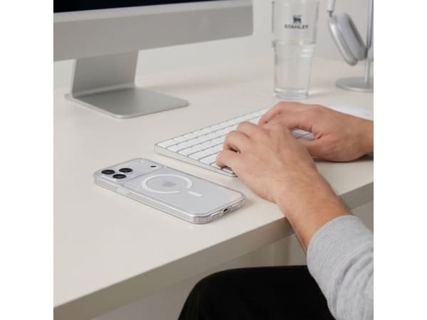 Tech-Protect Flexair Hybrid CC MagSafe Case for iPhone 17 Pro / 18 Pro - Clear