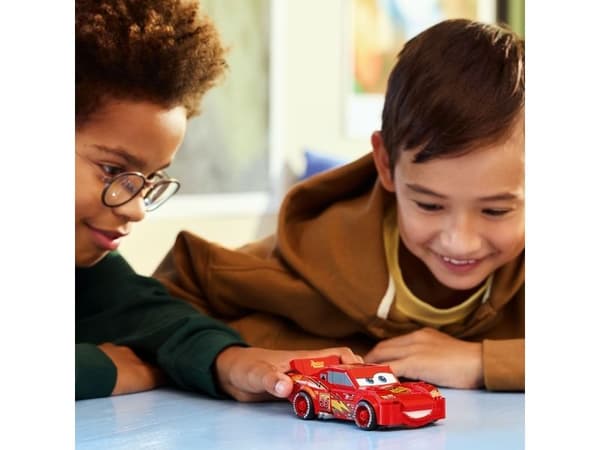 LEGO Speed Champions 77255 Lynet McQueen