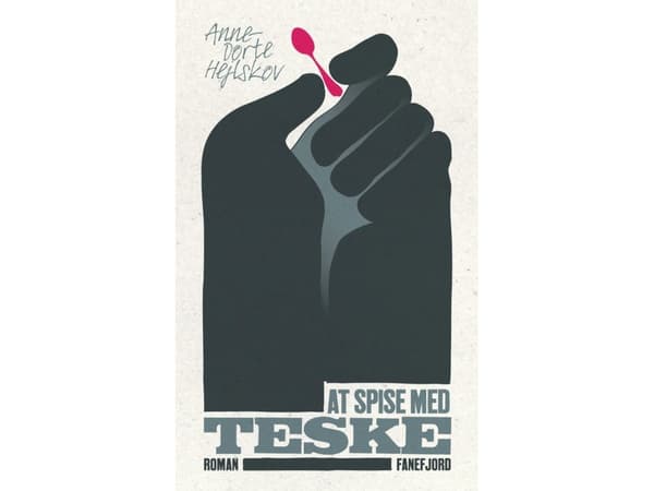 Å spise med teskje | Språk: Dansk