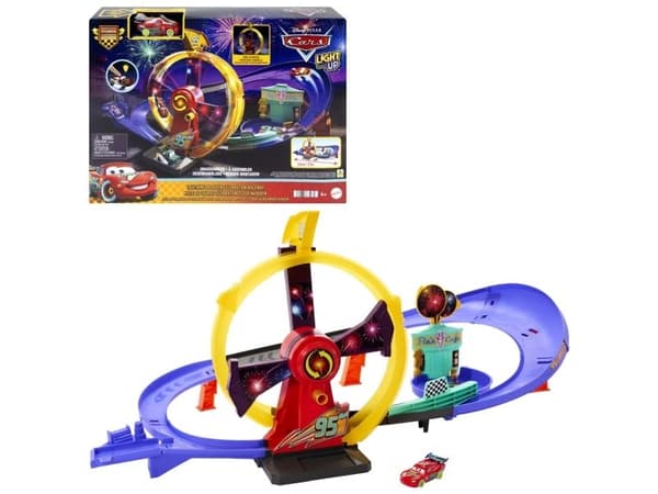 Pixar Cars McQueen Day Playset