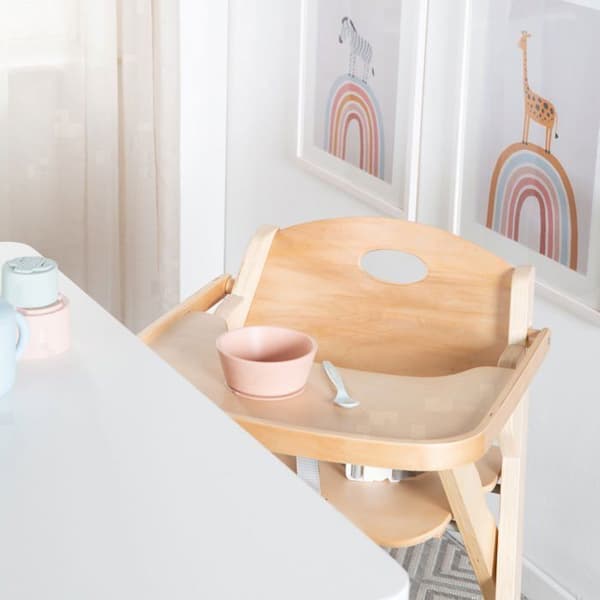 Fällbar hög stol - ROBA - FOLD UP SMART - Matbricka + säkerhetssele - Naturligt trä