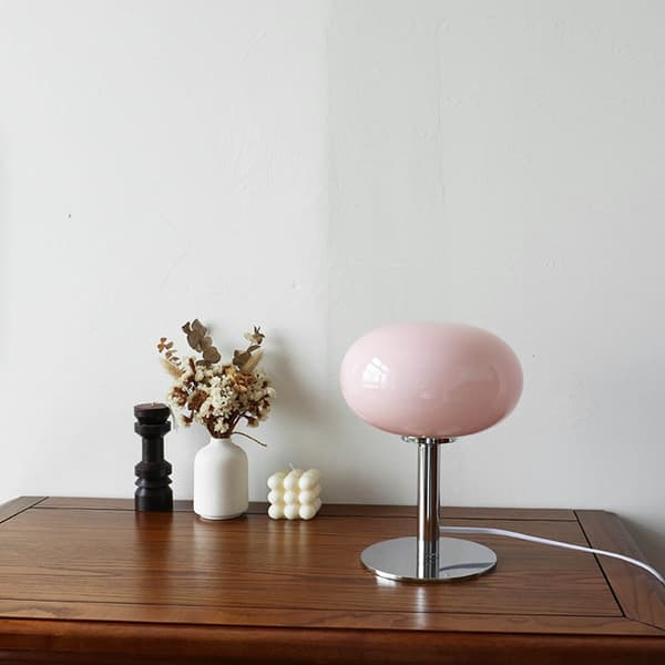 Jernbase Rosa USB Sengelampe - Enkel Moderne Elegant Natbordslampe