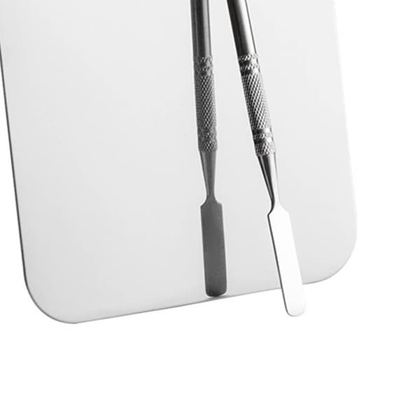 Blandepalet i rustfrit stål til makeup og neglekunst med spatel til makeupartister