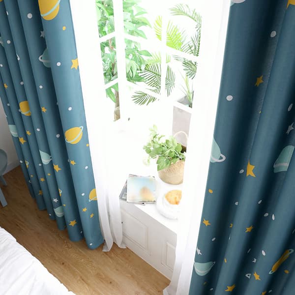 Tecknade Blå Planeter Polyester Mörkläggningsgardiner Ljusblockerande Draperier för Sovrum Vardagsrum (1 Panel)