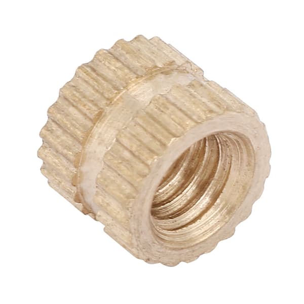Messinkiset pyälletyt pyöreät inserttimutterit M4 (6mm x 6.3mm), 30 kappaleen sarja