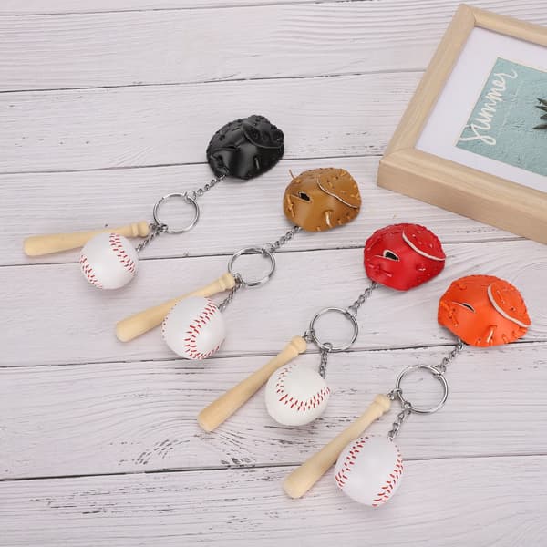 4 stk. Mini Baseballbat Bold Sæt Nøglering Vedhæng Dekoration til Tasker Nøgle