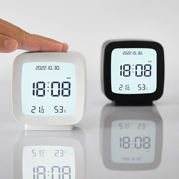 LED digital väckarklocka för barn med temperatur- och luftfuktighetsdisplay, vit