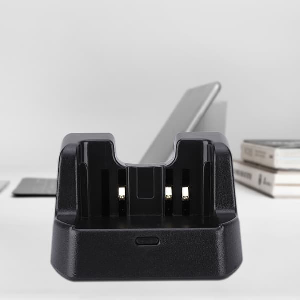 CD41 Desktopoplader DC10.8V til Yaesu Vertex Walkie Talkie EU-stik