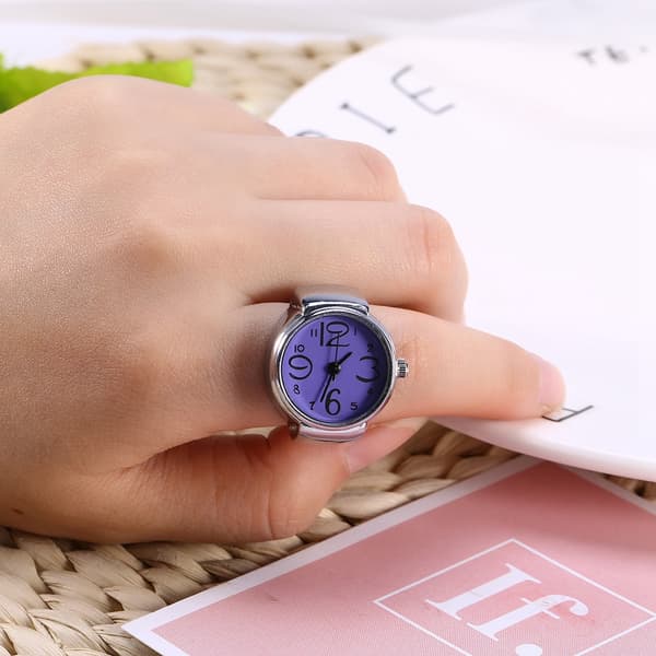 1 st modern analog kvartsklocka för kvinnor män rund ring kärlek lila