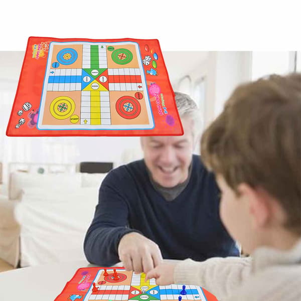 Non Woven Klassiska Ormar & Stegar Ludo Familjebrädspel Leksaksset för Barn Småbarn