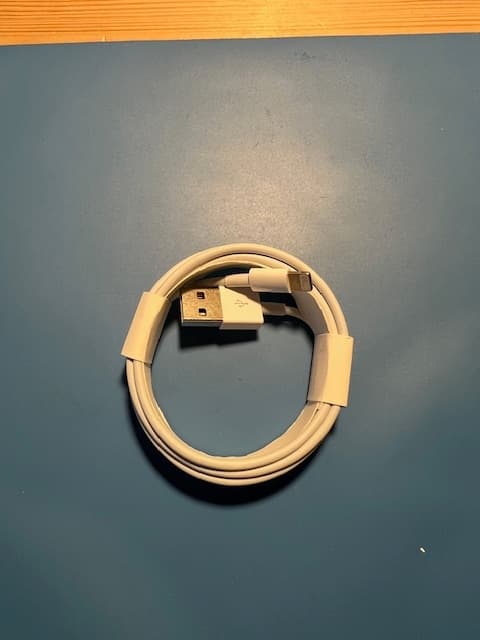 USB-Lightning-kaapeli (2 m)