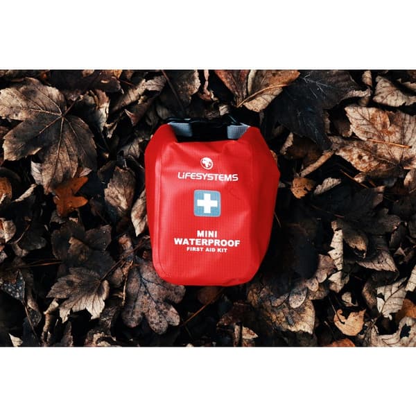 LIFESYSTEMS MINI WATERPROOF FIRST AID KIT RED LS20050, vattentätt First Aid