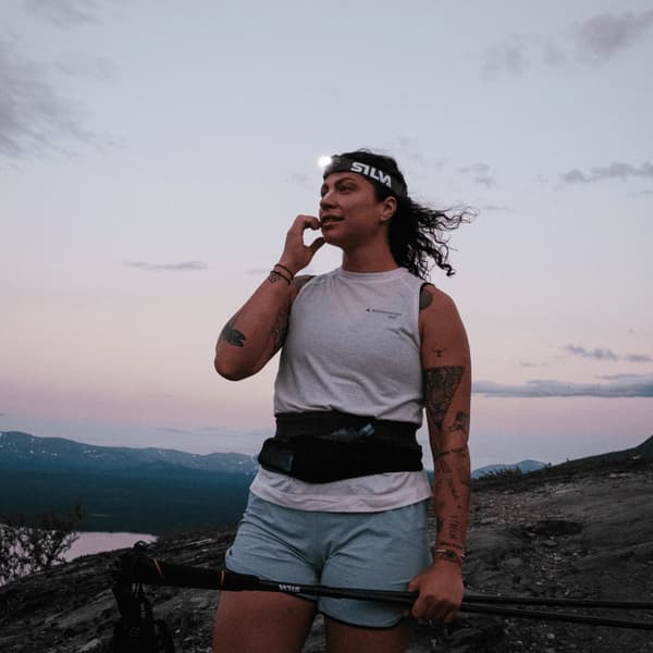 SILVA STRIVE LOOP BLACK, midjebälte löpning, löparbälte för smartphone