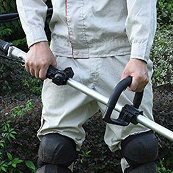Blødt svampehåndtag til plæneklipper og buskrydder