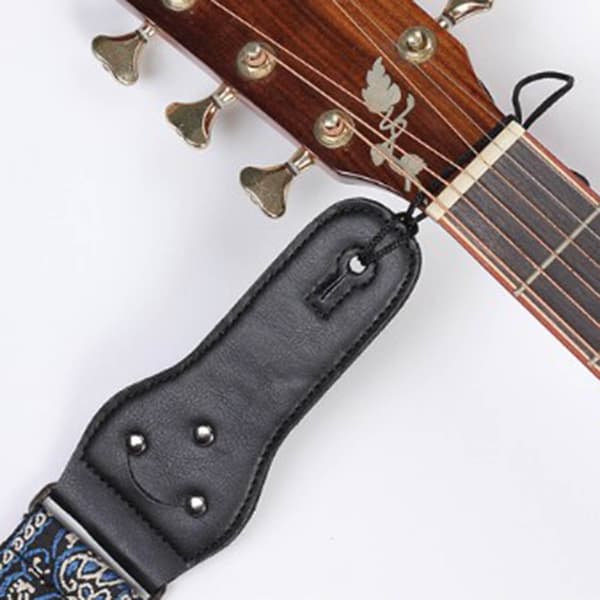 Blågrå broderad gitarrremset Folklig akustisk axelrem Snodd Gitarrplektrum Halkfritt spänne Kit