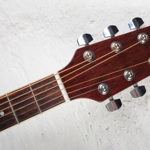 1 st anpassad blank buffelbensträngsadel för klassisk elektrisk akustisk gitarr 52x6x10mm