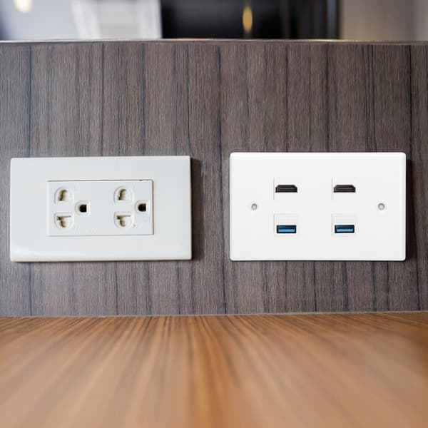 2 HDMI hona till hona spänne 2USB spänne väggplatta panel för hem hotell