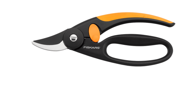 Fiskars P44 -oksasakset