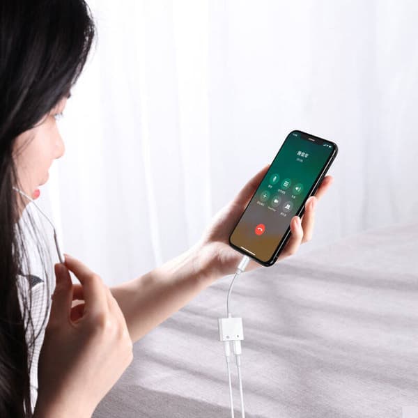 Joyroom S-Y104 Hovedtelefonadapter Lightning - Lightning / Mini jack 3,5mm - hvid