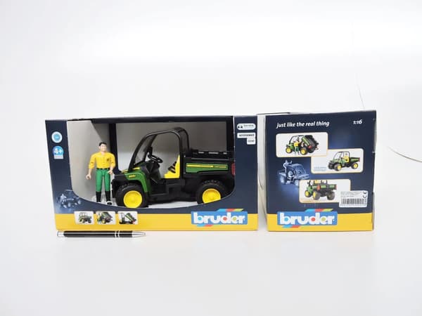 BRUDER Professional series - John Deer