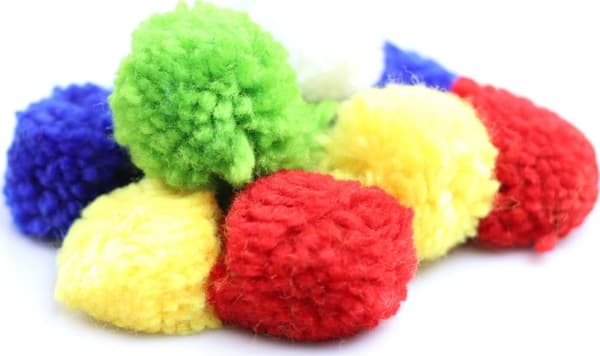 Fluffiga pompomar 40mm 6st