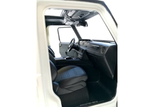 R/C Bil Mercedes G63 Radiostyrd Rastar Vit