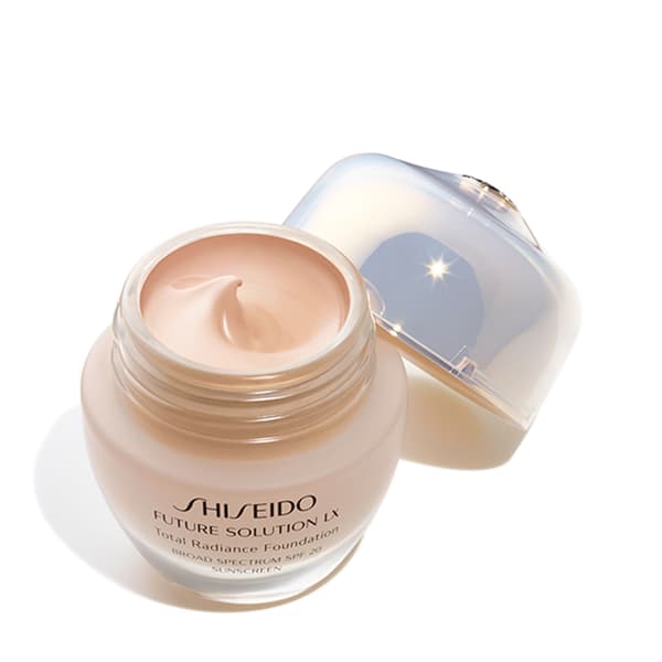 Shiseido Future Solution LX Total Radiance Foundation SPF15 R3 Rose 30 ml