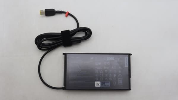 Lenovo 170W Slim AC-virtalähde Lenovo ThinkPadille