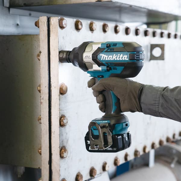 Makita DTW1004Z Sladdlös Slagskruvdragare