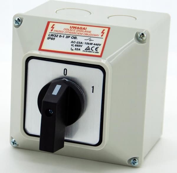 Kamkoppling 32A 0-1 3F i kapsling IP65 LW32 0-1 3P OB