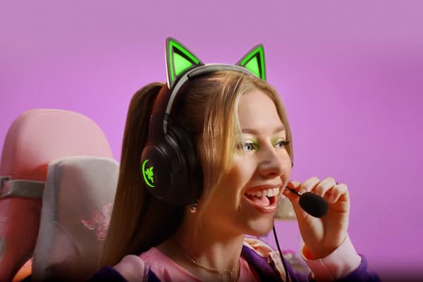 Razer Kraken Kitty V2 -kuulokkeet - Musta