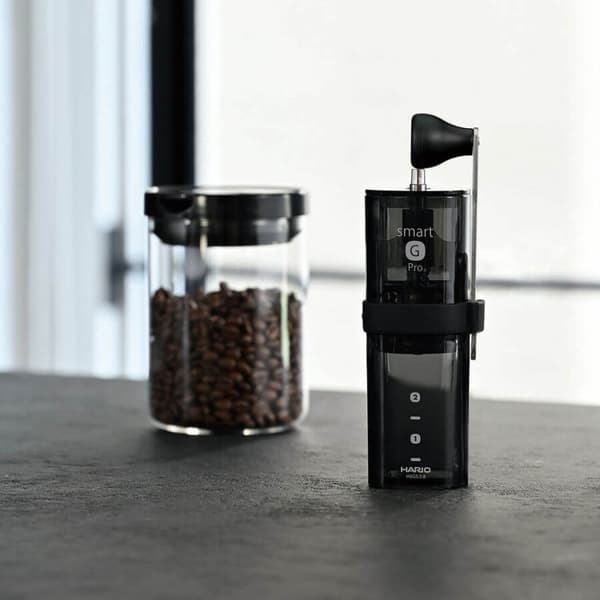 Hario - Smart G PRO -kahvimylly, läpinäkyvä musta