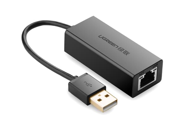 Verkkosovitin UGREEN CR110 USB-RJ45 (musta)