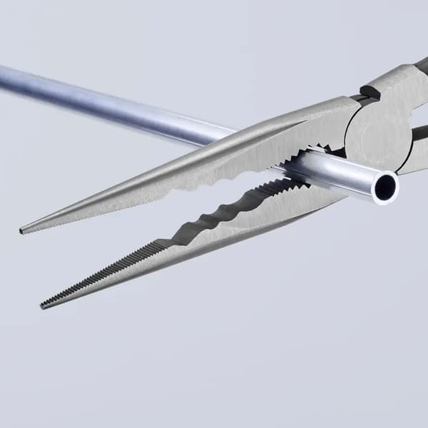 KNIPEX pitkät kärkipihdit poikittaisprofiileilla