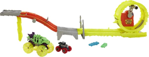 Hot Wheels Monster Trucks Race & Chase Challenge