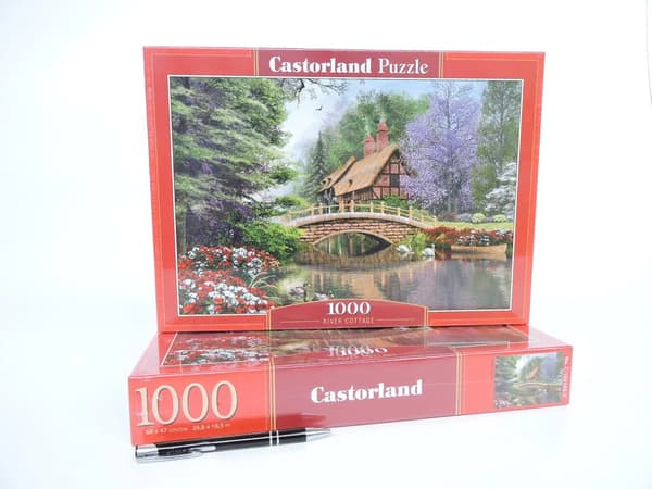 Puslespil 1000 Hus ved floden CASTOR
