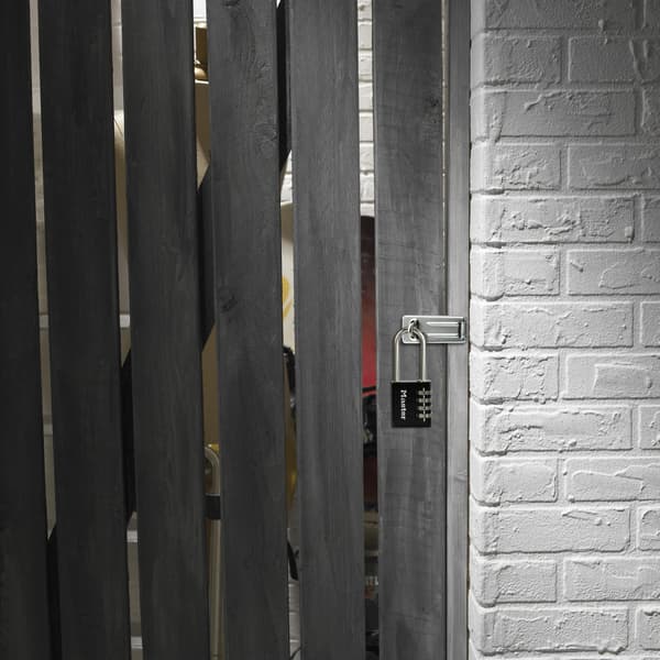 Hänglås med sifferkod lång Master Lock 7640EURDBLKLH