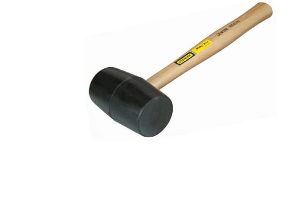Stanley Kumivasara puukahvalla 600g (571001)