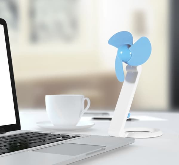 ThumbSup! USB Bordventilator Blå/Hvid