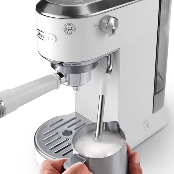 Halvautomatisk kaffemaskin DeLonghi EC890.WI