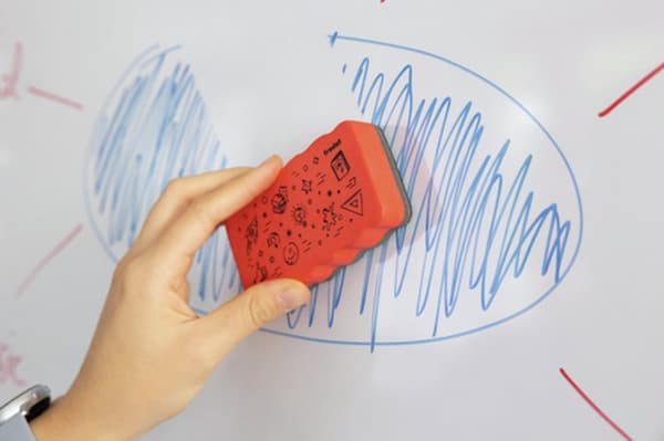 Tavleskraber blå magnetisk etui 5016844025388 Posca (62538)