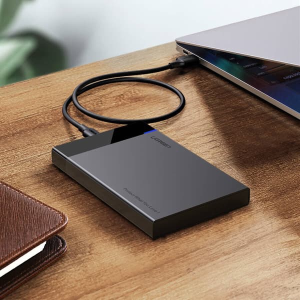 2.5\" ulkoinen HDD/SSD-kotelo UGREEN US221, SATA 3.0, USB-C, 50cm (musta)