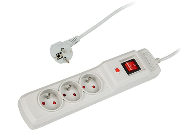 Armac Multi M3 - stikdåse - 2300 Watt