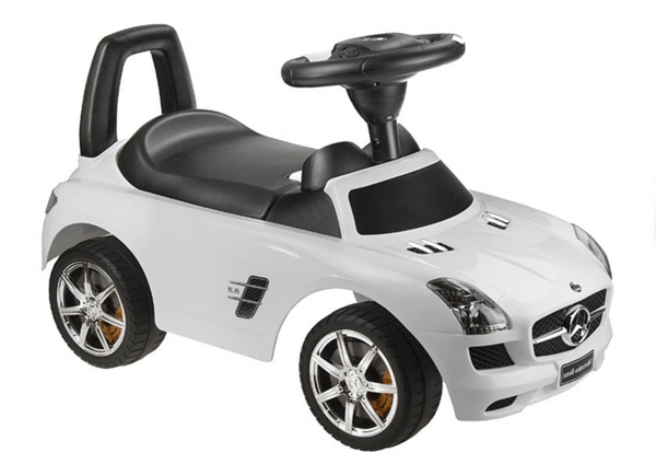 Lean Sport Riding Mercedes-Benz SLS AMG Vit